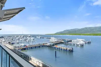 Image de Belle Escapes 25 Harbour Lights with Magical Water Views