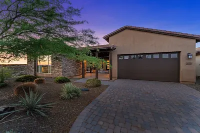 Image de Cozy home with beautiful sunset view in charming Wickenburg golf community