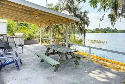 Image de 1 Mi to Downtown Lake Placid: Waterfront Retreat!