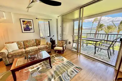 Image de Seaside Surf Spot Oceanfront 1-bedroom in Ma'alaea with Ac
