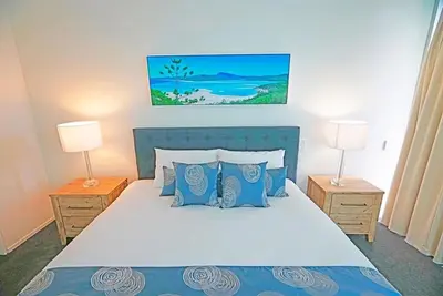 Image de Paradise found! 4 Bedroom Penthouse over looking the Coral Sea