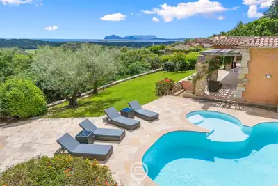 Villa Cereseto – Exclusive Villa with Pool and Breathtaking Views in Cala di Vol