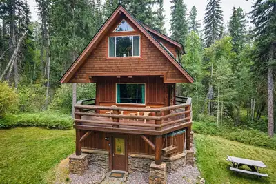 Image de New! Peaceful forest retreat with access to hiking & biking trails