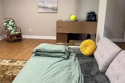 Image de Charming studio with 1 queen sofa bed and 1 full bath. With Ac, WiFi and Tv