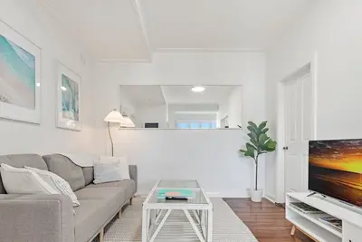 Image de KozyGuru | Kirribilli | Opera House View 2 Bed Apt