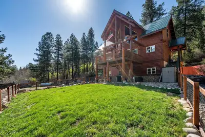 Hot Tub, Wildlife Viewing, Close to Vallecito Lake!