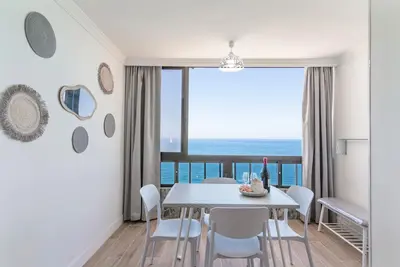 Image de Studio de vacances 'Vista Mar' avec vue sur la mer et Wi-Fi