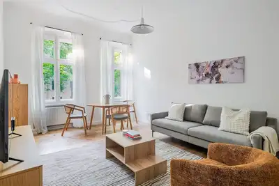 Image de Blueground | Kreuzberg, nr park, w/ pool & w/d