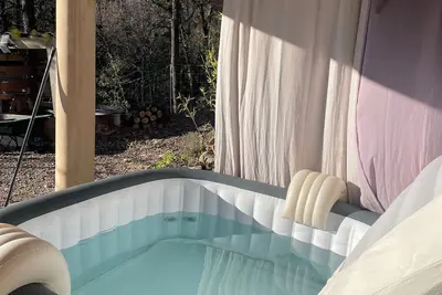 Image de Maison avec Vue Imprenable, Jacuzzi et Terrasse-À Proximité des Gorges du Verdon