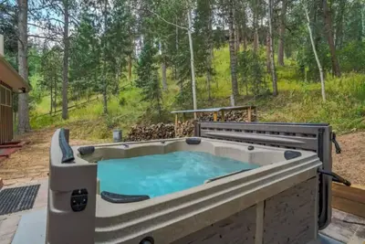 Image de Serenity Pines Hideaway w/HotTub
