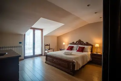 Appartement 'Alkantara' avec terrasse privée, balcon et climatisation