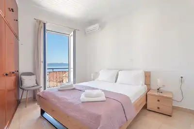 Image de Appartement 'Vrettos Home' avec vue sur la mer, Wi-Fi et climatisation