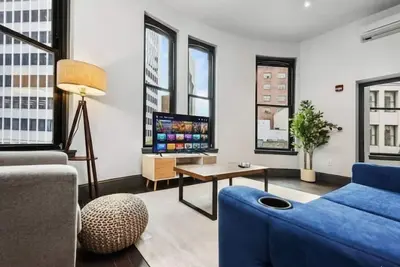 Image de Cozy 1br Downtown Pittsburgh – Walk to Stadiums