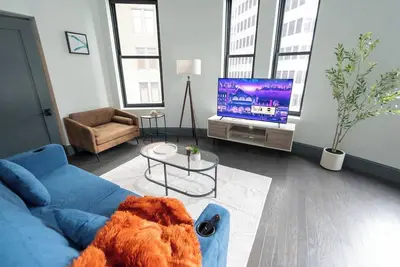 Image de Urban 1br Downtown–Close to Stadiums & Attractions