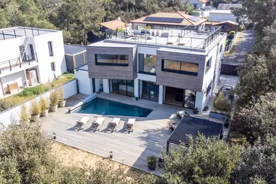 Image de \"Roof Top & Ocean\" Villa d'architecte, vue océan, piscine chauffée