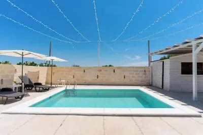 Where relaxation meets the sea Holiday home with private pool