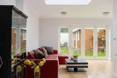 Image de Tudor house · Kingston luxury 5 bed villa
