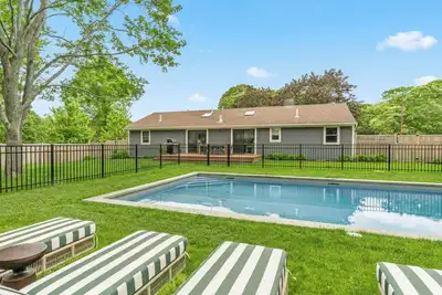Image de Elevated North Fork Escape with Chic Interiors and Private Poolside Oasis -. . .