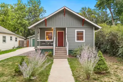 Image de Cozy Patio & Pup Friendly Yard Near Downtown!