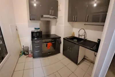Image de Appartemment de 65 m2 à trappes\n*3 chambres full équipées avec tv et frigo