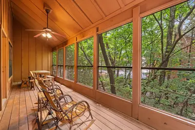 Image de Branson Cabin Near Attractions, Dining & Shows