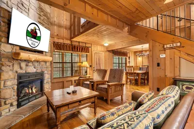 Image de Family Cabin Near Dining & Shows