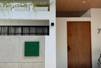 Image de Brand New Rooftop 4-bedroom Ensuite villa in Berawa Canggu Bali near Baked