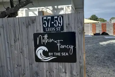 Image de Nothin fancy by the sea. \nfamily and pet friendly