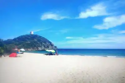 Image de Chia scenic cottage within walking distance of the beach.