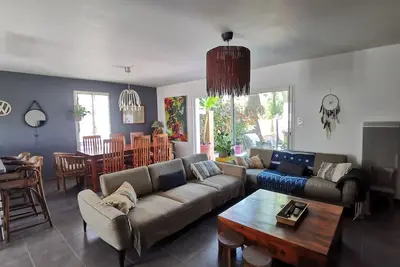 Image de Maison de village avec jardin. Animaux de compagnie acceptés