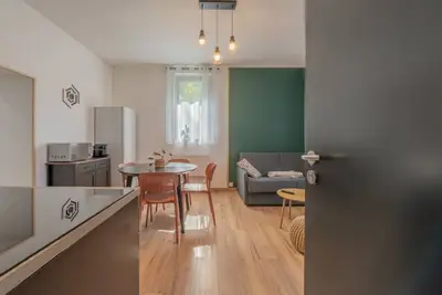 Image de Appartement T2 équipé – Bernex, calme et parking