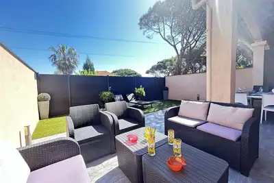 Image de Villa Méditerranéenne 5 pièces, 8 pers, Terrasse, Jardin, Parking