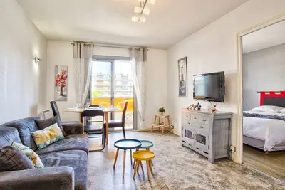 Image de Charmant 2 pièces avec balcon, vue mer et parking
