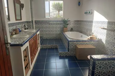 Image de Maison avec piscine et grand jardin à la campagne, près de La Rochelle