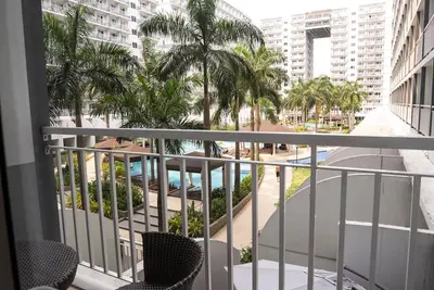 Image de Cozy 1-bedroom condo in Pasay 5 mins Minimum walk to Sm Mall of Asia