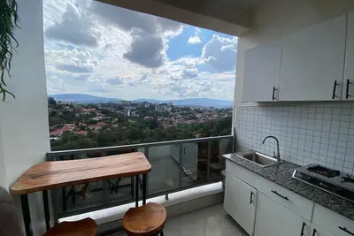 Image de Luxurious 8-bedroom hotel with WiFi, breakfast, and centrally located in Kigali