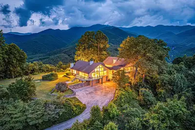 Image de *New 360° Views | Movie Theater | Hot Tub | Luxury