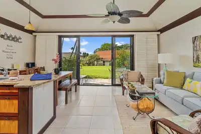Image de Beautiful ground floor unit at Kiahuna plantation with A/C.