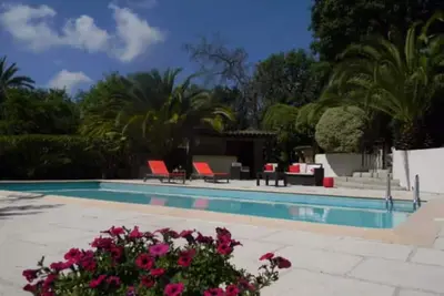 Image de Maison de charme avec piscine entre nature et mer proche St Paul de Vence