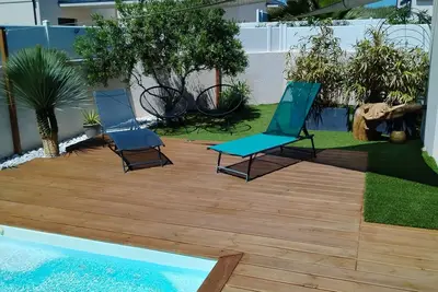 Image de villa tous conforts avec piscine 500m mer, proche village bord de mer (2 km)