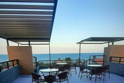 Image de Super comfortable flat on the Bessa waterfront close to bars and restaurants, gym