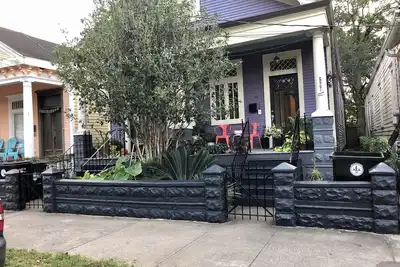 Image de Cozy, Humble 1-Bedroom, Great Location Near Ferry to French Quarter