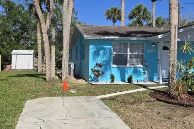 Image de Charming 1-bedroom house, full kitchen, and washer-dryer machine in Port Richey.