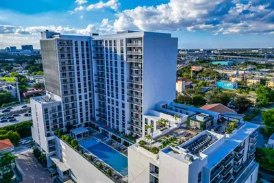 Image de Luxury High Rise Near Brickell with City View Rooftop Pool Spa and Free Parking