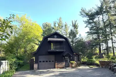 Image de Cozy Guesthouse 10 minutes from Notre Dame Stadium