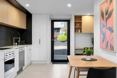 Image de Stylish Stay – Heart of the Cbd