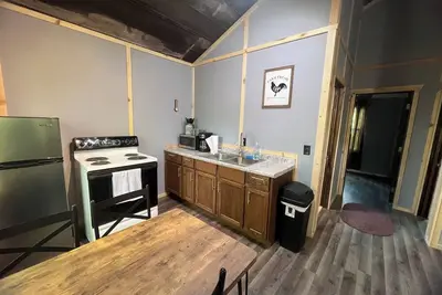 Image de Charming 2-bedroom cabin in enchanting Hocking Hills with WiFi, Ac