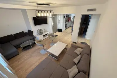 Image de Grand F5 Entièrement rénové en location entier Au sud de Montpellier