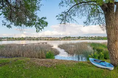 Image de Lakefront 4-bedroom house with Ac, WiFi in parklike setting on Moses Lake.