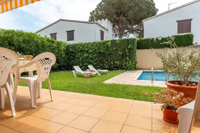 Image de Matilda house with community pool